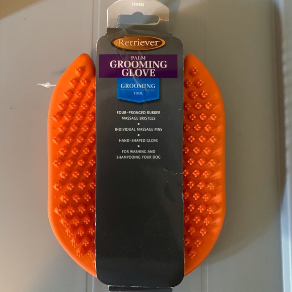 Retriever Palm Pet Grooming Glove - Picture 8 of 9